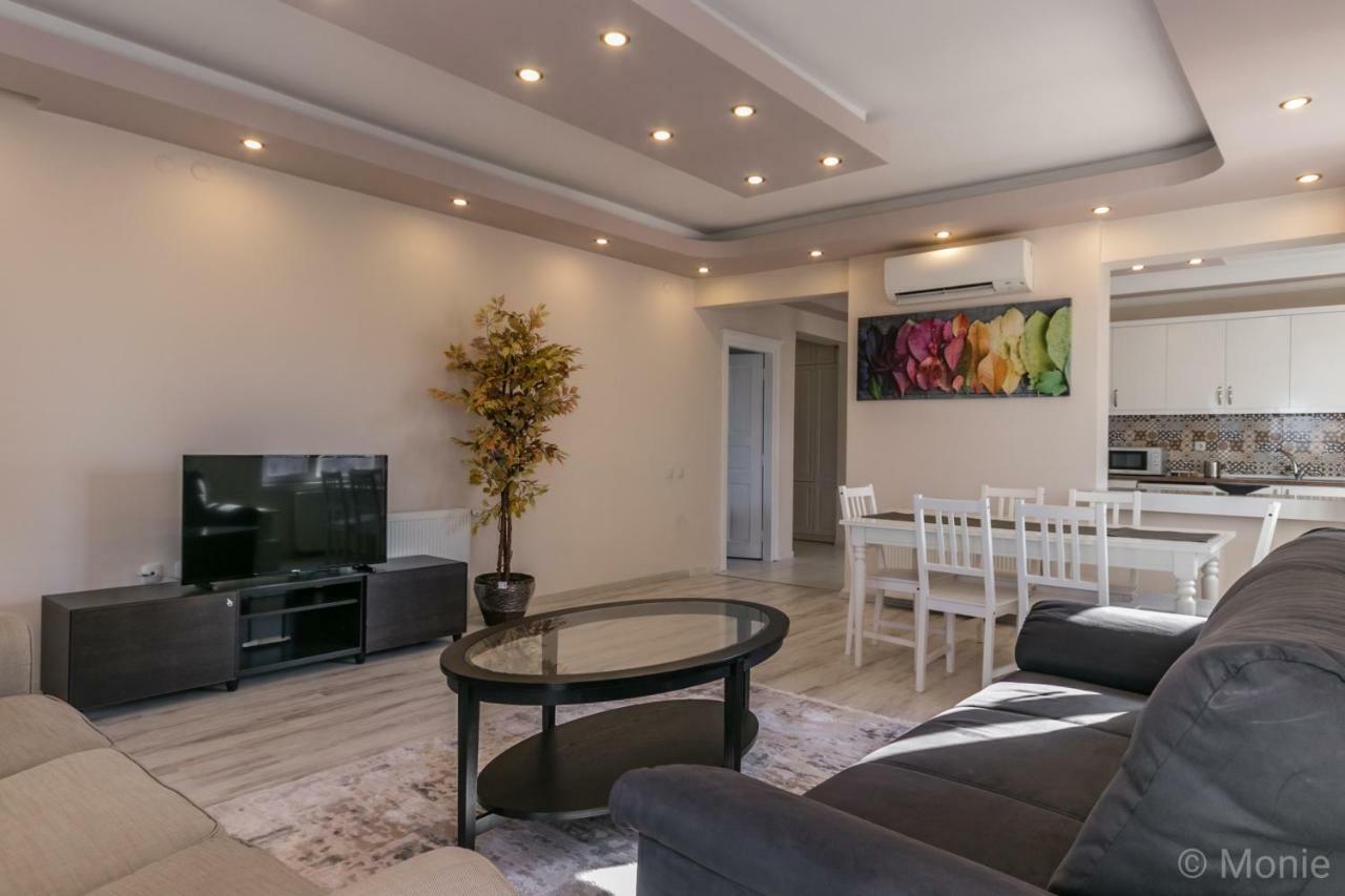 Lara Park Suits Comfort Antalya Exterior photo
